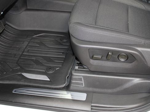 New 2025 GMC Sierra 1500 Elevation image 34