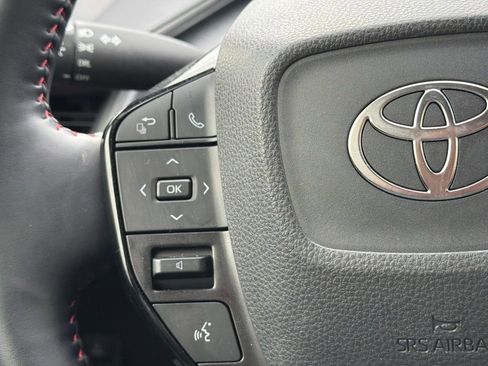 Used 2023 Toyota Prius Prime FWD image 12