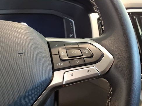 Used 2022 Volkswagen Atlas SE w/ Panoramic Sunroof Package image 15