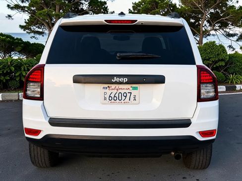 Used 2017 Jeep Compass Sport FWD image 10