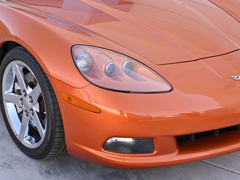 Used 2007 Chevrolet Corvette Coupe w/ Preferred Equipment Group RWD image 30