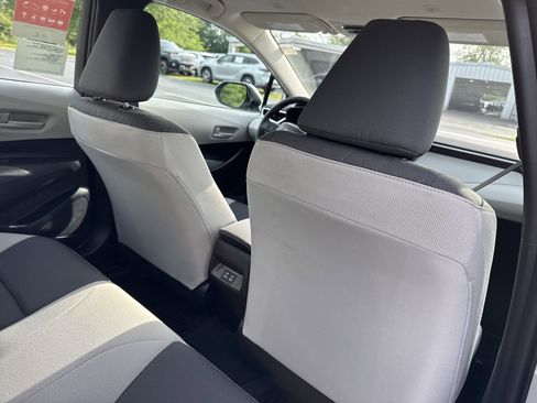 New 2025 Toyota Corolla LE image 29