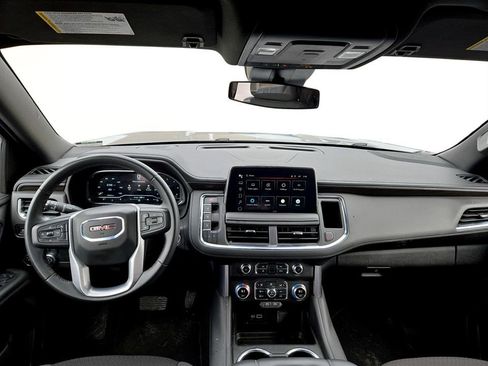 Used 2024 GMC Yukon SLE AWD/4WD image 12