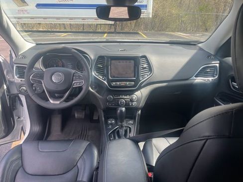 Certified 2022 Jeep Cherokee Limited w/ Elite Package image 20