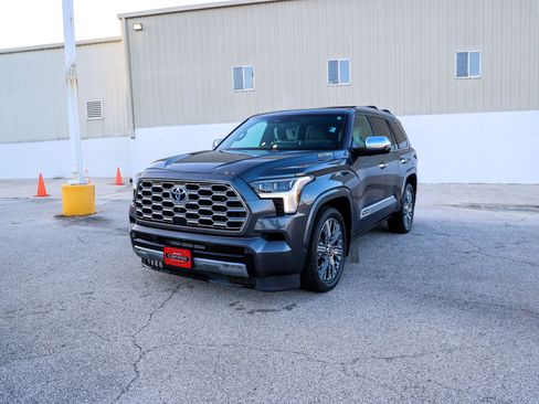 Certified 2024 Toyota Sequoia Capstone AWD/4WD image 16