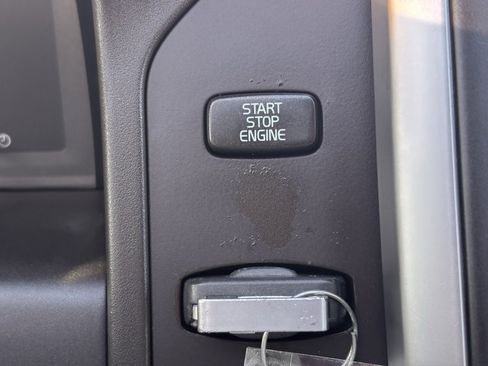 Used 2010 Volvo XC60 3.2 image 4