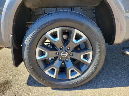 Used 2023 Nissan Titan Platinum Reserve w/ Moonroof Package image 29