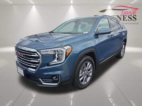 Certified 2024 GMC Terrain SLT w/ Infotainment Package II AWD/4WD image 4
