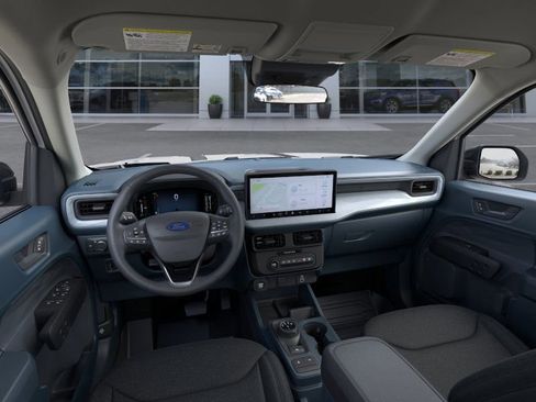 Used 2025 Ford Maverick XLT w/ XLT Luxury Package image 9