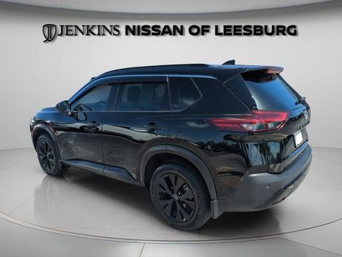 Certified 2023 Nissan Rogue SV w/ SV Premium B Package FWD image 9