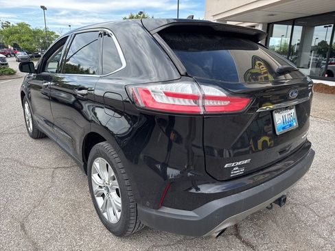 Used 2020 Ford Edge Titanium w/ Equipment Group 301A AWD/4WD image 12