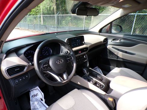 Used 2020 Hyundai Santa Fe SE AWD/4WD image 11