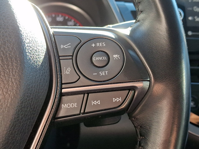 Used 2024 Toyota Camry XSE FWD image 21