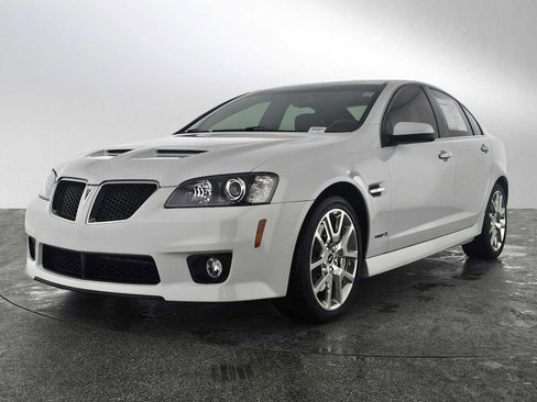 Used 2009 Pontiac G8 GXP image 7