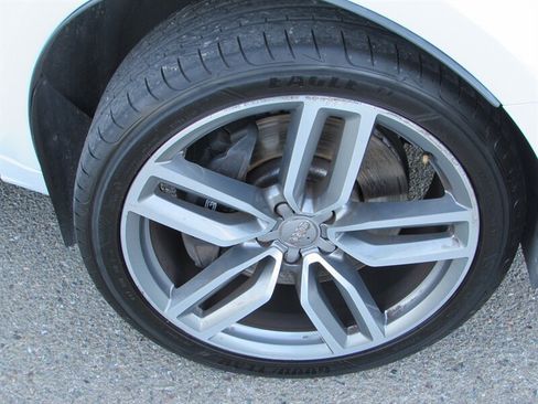 Used 2014 Audi SQ5 Premium Plus AWD/4WD image 26