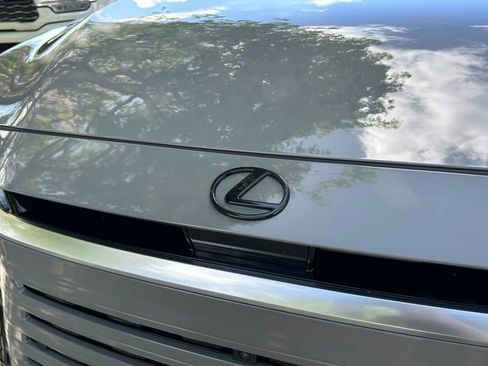 Used 2025 Lexus TX 500h AWD w/ Technology Package image 29