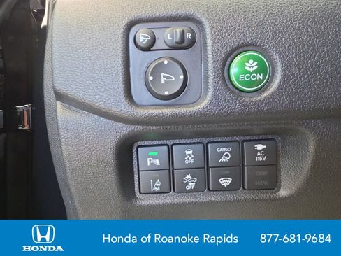 Used 2025 Honda Ridgeline Black Edition image 28