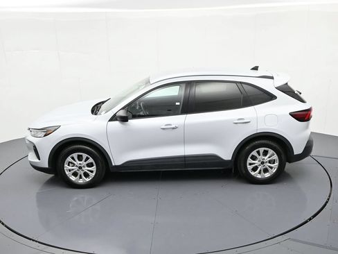Certified 2025 Ford Escape Active FWD image 20