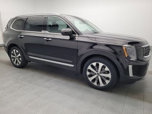 Used 2021 Kia Telluride S FWD image 11