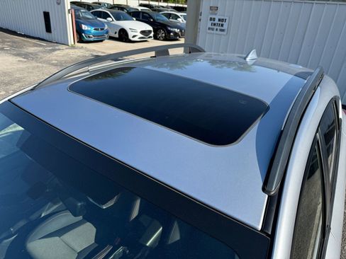 Used 2021 Subaru Crosstrek 2.0i Premium w/ Moonroof Package image 38