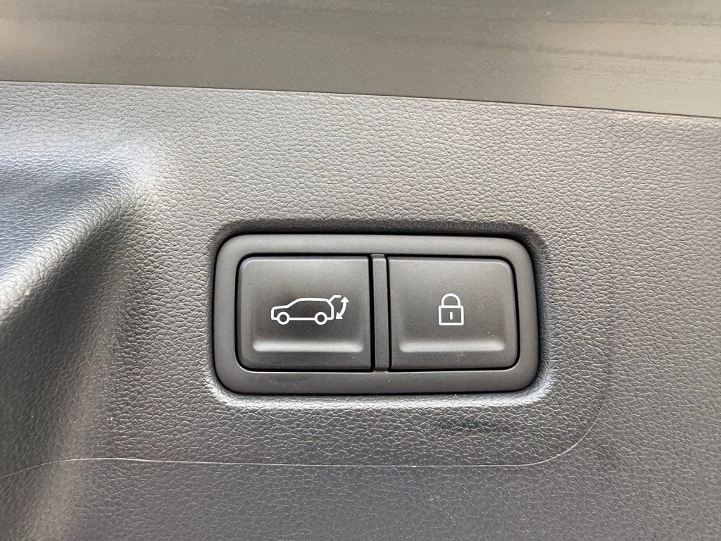 Used 2025 Hyundai Santa Fe Calligraphy FWD image 38