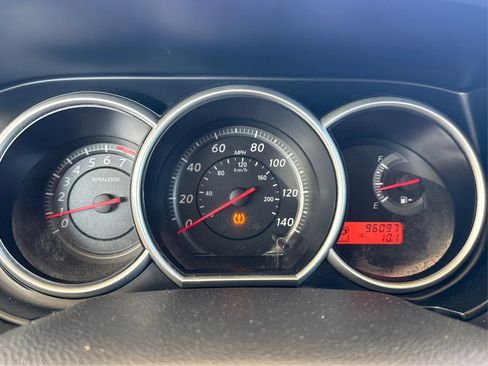 Used 2012 Nissan Versa 1.8 S image 17