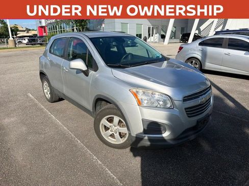 Used 2016 Chevrolet Trax LS AWD/4WD image 1