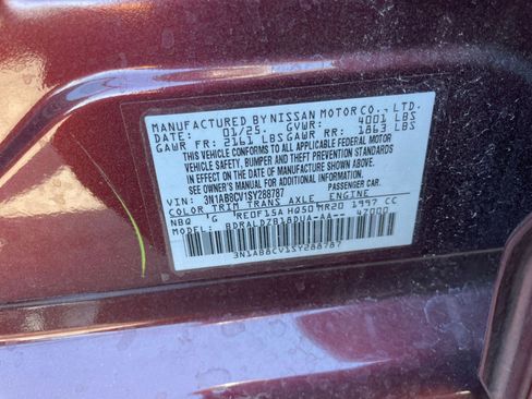 Used 2025 Nissan Sentra SV FWD image 28