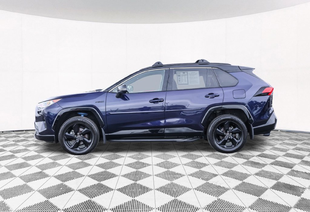 Used 2021 Toyota RAV4 XSE AWD/4WD image 18