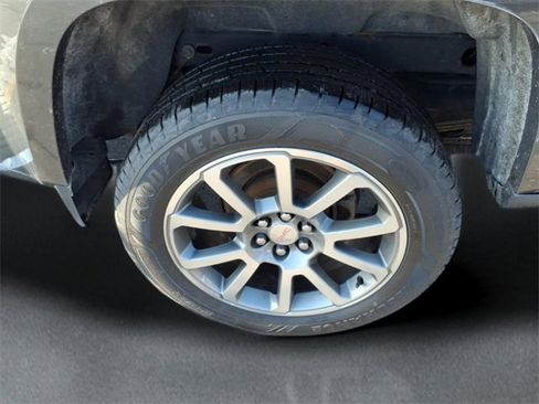 Used 2019 GMC Canyon Denali image 7