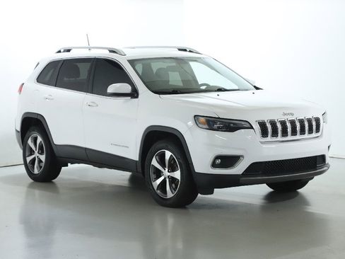 Used 2019 Jeep Cherokee Limited image 9