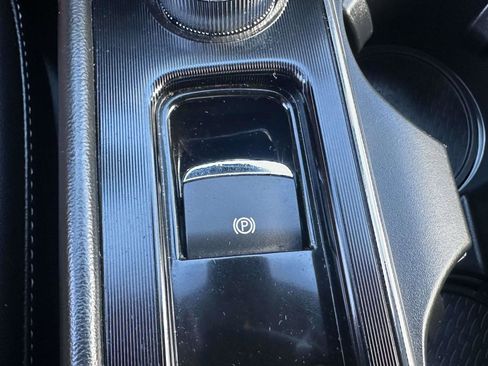 Used 2022 Lincoln Corsair AWD w/ Equipment Group 101A image 30