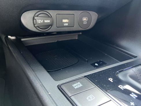 Certified 2025 Hyundai Elantra Sport FWD image 18