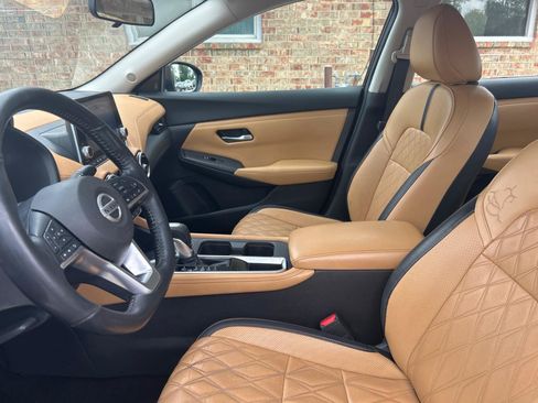 Used 2022 Nissan Sentra SV w/ SV Premium Package FWD image 18