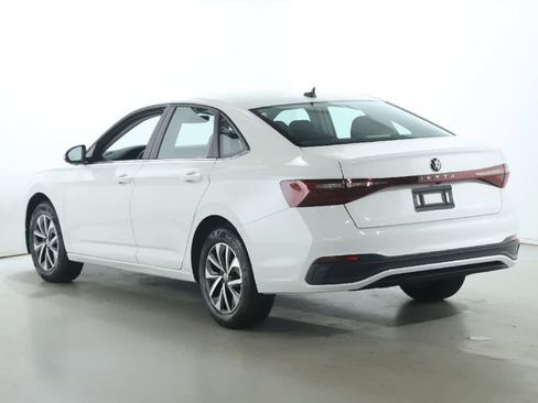 Certified 2025 Volkswagen Jetta S image 37