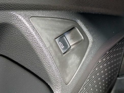 Certified 2026 Volkswagen Jetta SE FWD image 31