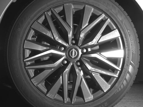 Used 2023 Nissan Altima 2.5 SV image 12