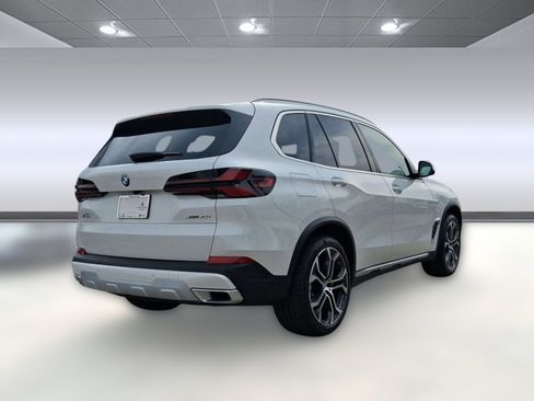 Used 2026 BMW X5 xDrive40i w/ Climate Comfort Package AWD/4WD image 8