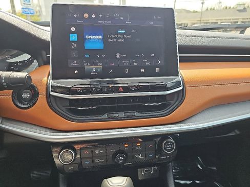 Certified 2024 Jeep Compass Limited AWD/4WD image 27