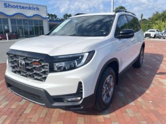 Certified 2023 Honda Passport TrailSport video 1