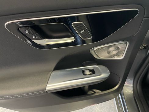 Used 2022 Mercedes-Benz C 300 SPORT w/ Pinnacle Trim Package image 28