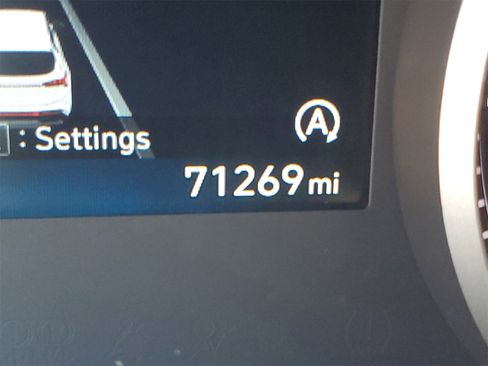 Used 2023 Hyundai Santa Fe SEL image 14