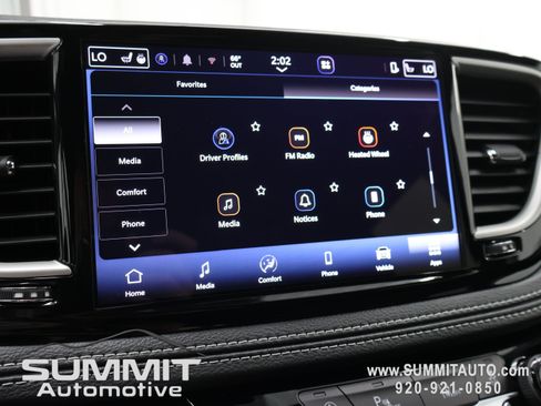 New 2027 Chrysler Pacifica Select AWD/4WD image 64