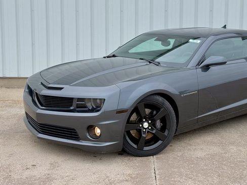 Used 2010 Chevrolet Camaro SS w/ RS Package RWD image 2