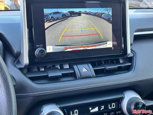 Certified 2025 Toyota RAV4 LE AWD/4WD image 28