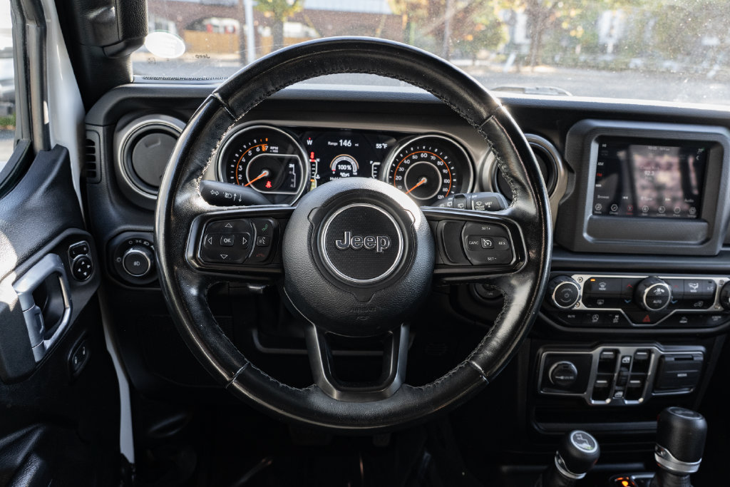 Used 2021 Jeep Wrangler Unlimited Sport AWD/4WD image 12