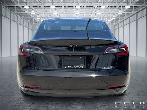Used 2019 Tesla Model 3 Mid Range RWD image 4