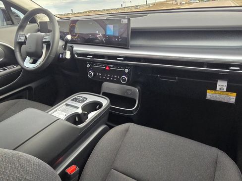 New 2026 Hyundai Ioniq 9 SE image 24