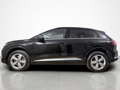 Used 2023 Audi Q4 e-tron Premium w/ Convenience Package AWD/4WD image 2
