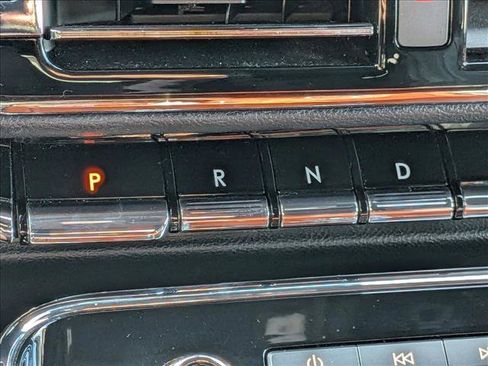 Used 2018 Lincoln Navigator L Select AWD/4WD image 12
